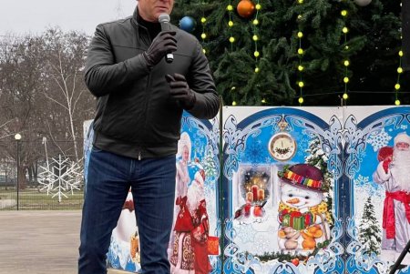 В Киевском районе города прошел праздник для детей военнослужащих и воспитанников центра социально-психологической реабилитации (фото, видео)
