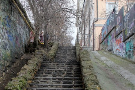 Прогулка по «загадочной» и «таинственной» лестнице Одессы (фоторепортаж)