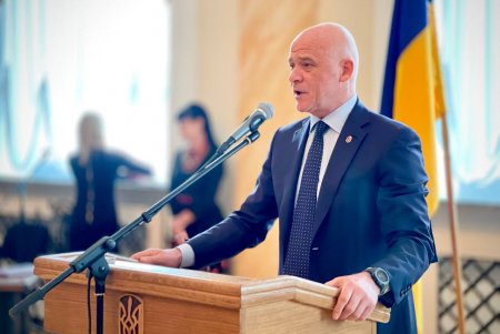 Мэр Одессы по случаю Дня Соборности Украины вручил почетные городские награды (фото, видео)