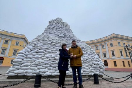 Министр иностранных дел Франции Катрин Колонна прибыла в Одессу, чтобы продемонстрировать поддержку Украины (фото)