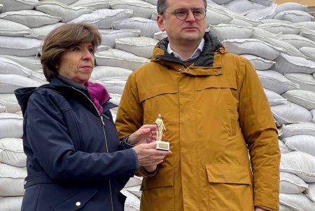 Министр иностранных дел Франции Катрин Колонна прибыла в Одессу, чтобы продемонстрировать поддержку Украины (фото)