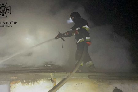 При пожаре в частном доме Суворовского района погибли два человека (фото) 