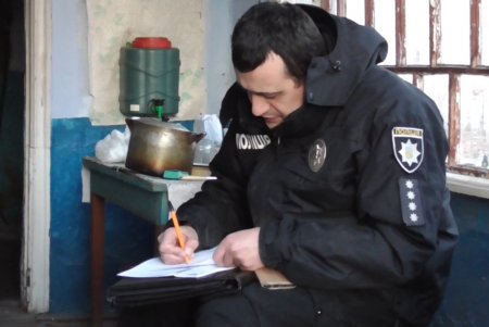 Пыталась отравить и задушить, а потом разбила голову кочергой: жительница Подольска жестоко расправилась со своей матерью (видео, фото)