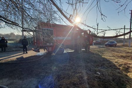 В Раздельнянском районе сгорел жилой дом: на пепелище обнаружен мертвый хозяин (фото)