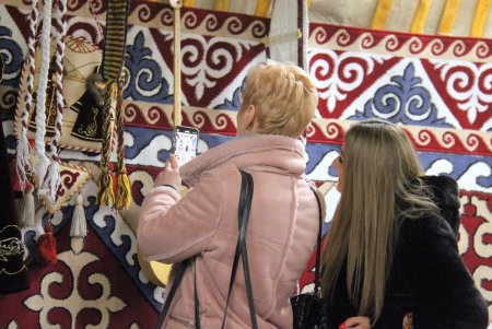Одесса: на центральной аллее парка Шевченко открылась «Юрта Несокрушимости» (фоторепортаж) 