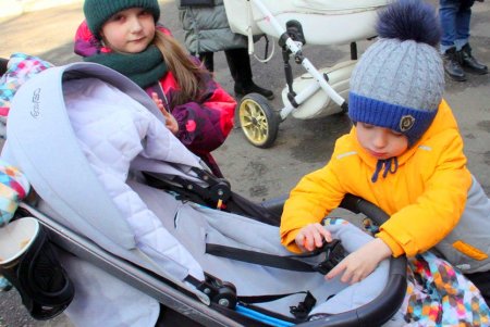 В роддоме № 7 провели ярмарку в поддержку ВСУ (фоторепортаж)