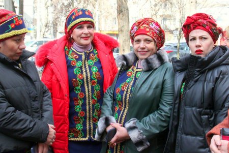 В роддоме № 7 провели ярмарку в поддержку ВСУ (фоторепортаж)