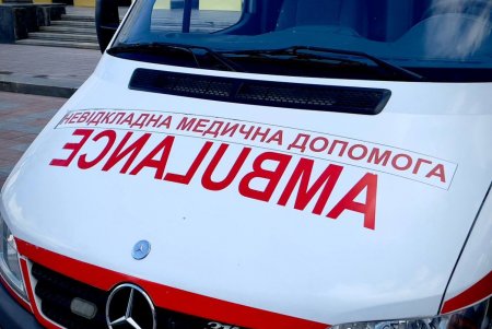Одесса передала защитникам Украины две полностью оборудованные машины скорой помощи (фото, видео)