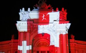 Свет против зла: инсталляции швейцарского художника в Одессе (фото, видео)