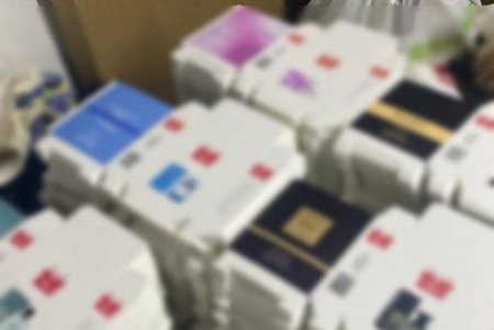 В Одесской области раскрыли группировку, производившую контрафактные духи под видом известных брендов (фото)