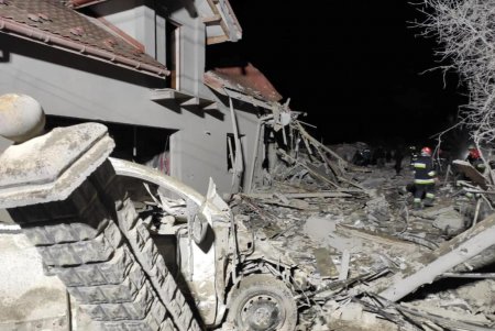 Ночью враг выпустил по территории Украины 81 ракету: погибли люди, пострадали объекты критической инфраструктуры и жилые дома (фоторепортаж)