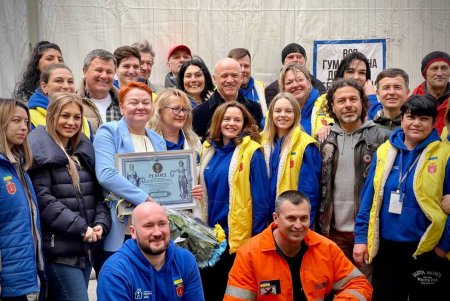 Одесский гуманитарный центр включен в Национальный реестр рекордов Украины (фото, видео)