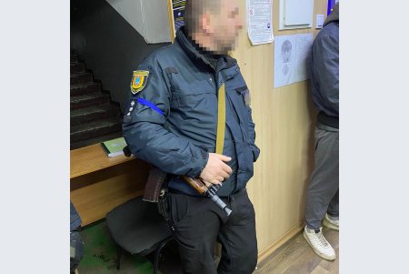 Преступная группа правоохранителей в Одесской области вымогала деньги у наркодельцов, «заработав» более 4 миллионов гривен (фото)