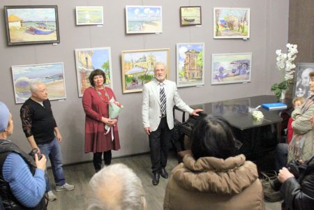 Одесситам предлагают полюбоваться красотами родного города на выставке «Весна на склонах Одессы» (фоторепортаж)