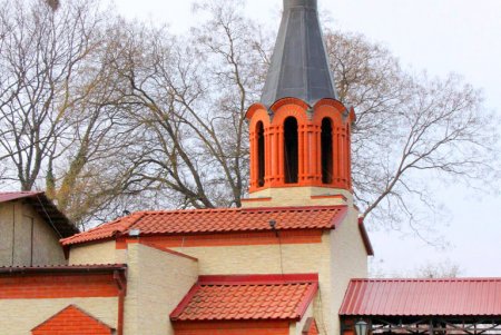 Прогулка по площади и улице имени архангела Михаила (фоторепортаж)