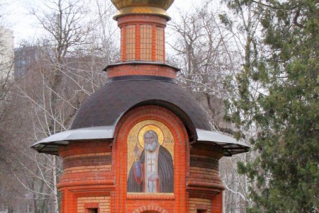 Прогулка по площади и улице имени архангела Михаила (фоторепортаж)
