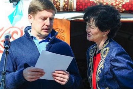 «С песней к Победе»: в парке Шевченко провели международный казахский праздник (фото)