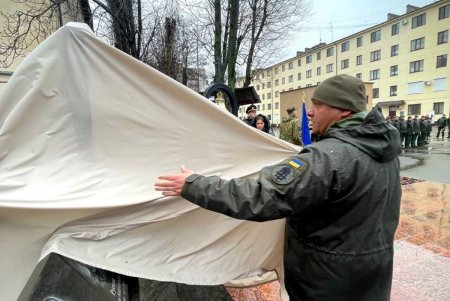 В честь годовщины создания Нацгвардии мэр Одессы наградил военнослужащих (фото, видео)