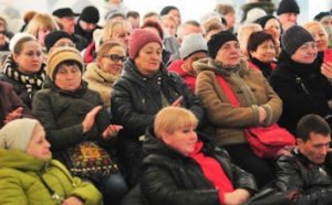 Благотворительный концерт для переселенцев прошел в Одессе (фото)