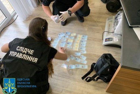 В Одессе будут судить ОПГ, занимавшуюся изготовлением поддельных водительских прав (фото)