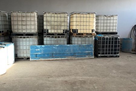 Двоих жителей Белгород-Днестровского района осудят за изготовление контрафактного алкоголя (фото)