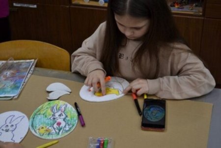 В Одессе для школьников открыты мастерские по изготовлению пасхальных писанок (фото)