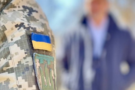 Одесский муниципалитет передал бригаде ТрО грузовик КрАЗ и тактические аптечки (видео, фото)