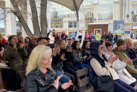 В крупнейшем одесском парке состоялся большой пасхальный концерт (фото)