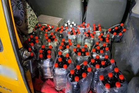 Житель Подольского района перевозил в своем авто более 300 литров контрафактного спирта (фото)