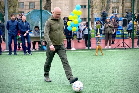 В Одессе стартовали городские соревнования по футболу (фото, видео)