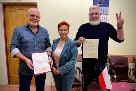 В Гуманитарный центр Киевского района ежедневно обращаются около 700 человек (фото, видео)