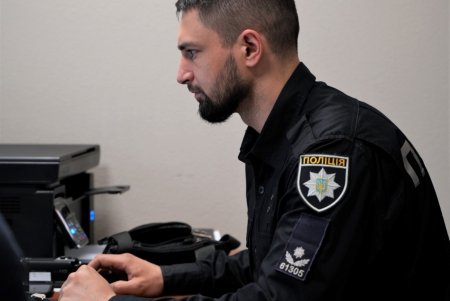Одесситу, обманувшему аграриев почти на 45 миллионов гривен, грозит более 10 лет тюрьмы (фото, видео)