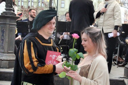 В Городском саду прошел Всемирный день книги и авторского права (фоторепортаж)