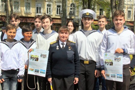 В Городском саду прошел Всемирный день книги и авторского права (фоторепортаж)