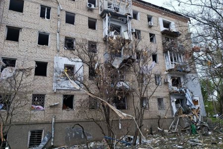 Николаев подвергся массированному ракетному обстрелу: разрушены жилые дома, есть жертвы (фоторепортаж) 