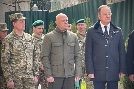 В Одессе открыли монумент «Стена Героев» с именами погибших пограничников, защищавших нашу страну (фото)