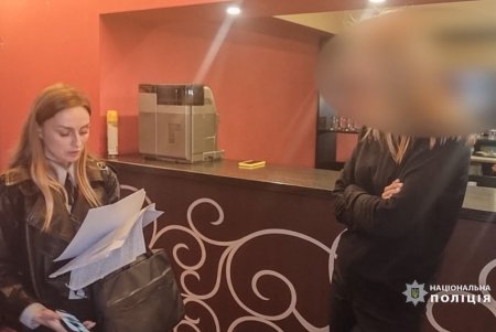 Правоохранители провели спецоперацию, чтобы ликвидировать сеть незаконных игорных заведений в Одессе (фото, видео)