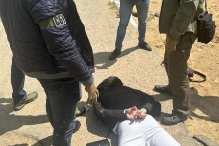 Двое пограничников Белгород-Днестровского отряда переправляли за границу уклонистов по таксе в семь тысяч долларов США