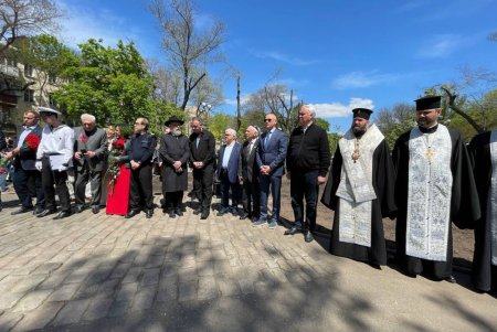 В Прохоровском сквере почтили Праведников народов мира (фото, видео)