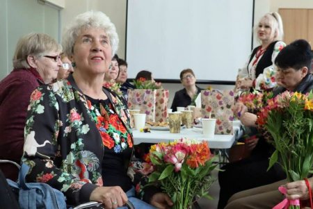 Власти Одессы провели встречу с матерями погибших воинов (фото)
