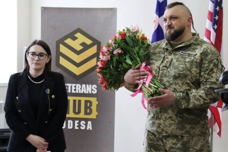 Власти Одессы провели встречу с матерями погибших воинов (фото)