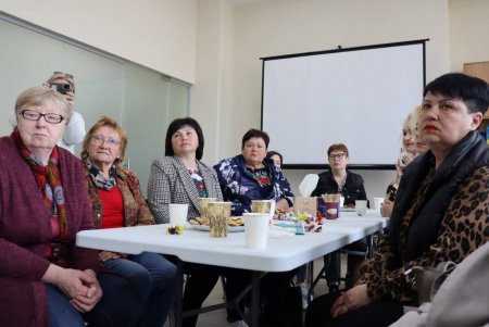 Власти Одессы провели встречу с матерями погибших воинов (фото)