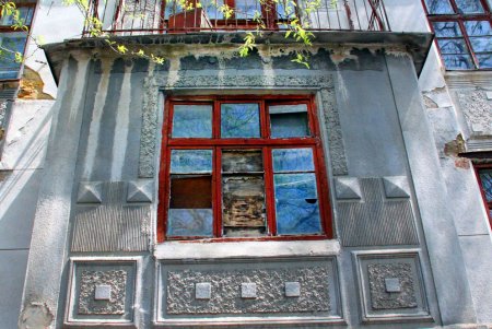 Воскресная прогулка по улице 10-го Апреля (фоторепортаж)