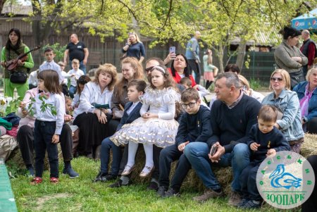 В Одесском зоопарке отметили День матери (фото)