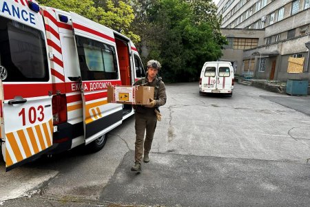 Одесские медики направили херсонским коллегам новую партию гуманитарной помощи (фото)