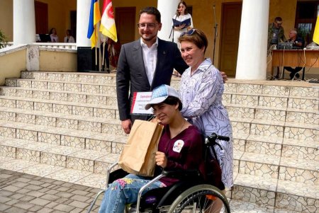 Международный день защиты детей: в одесском ботсаду прошел праздник для юных одесситов с инвалидностью (фото, видео)