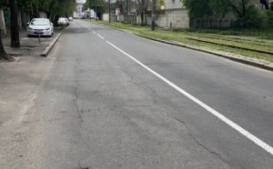 На участке Фонтанской дороги нанесена дорожная разметка (фото)