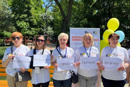 «Мы делаем все, чтобы создать лучшую жизнь для подрастающего поколения», - мэр Одессы на детском празднике в Горсаду