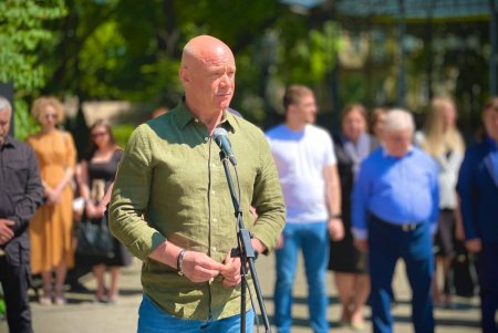 В Одессе провели акцию в память о детях, ставших жертвами российской агрессии (фоторепортаж)