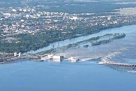 Разрушение дамбы Каховской ГЭС: затопленные дома, эвакуация людей, гибель животных и экологическая катастрофа для всего Черноморского бассейна (фоторепортаж) 